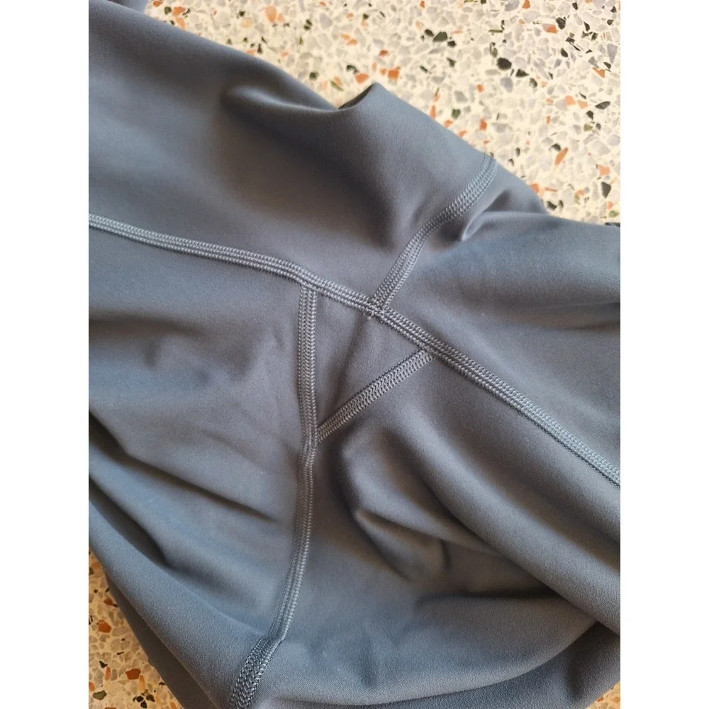 24 Lululemon Wunder Train High Rise 25